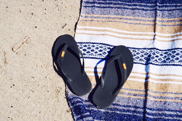 olli flip flops