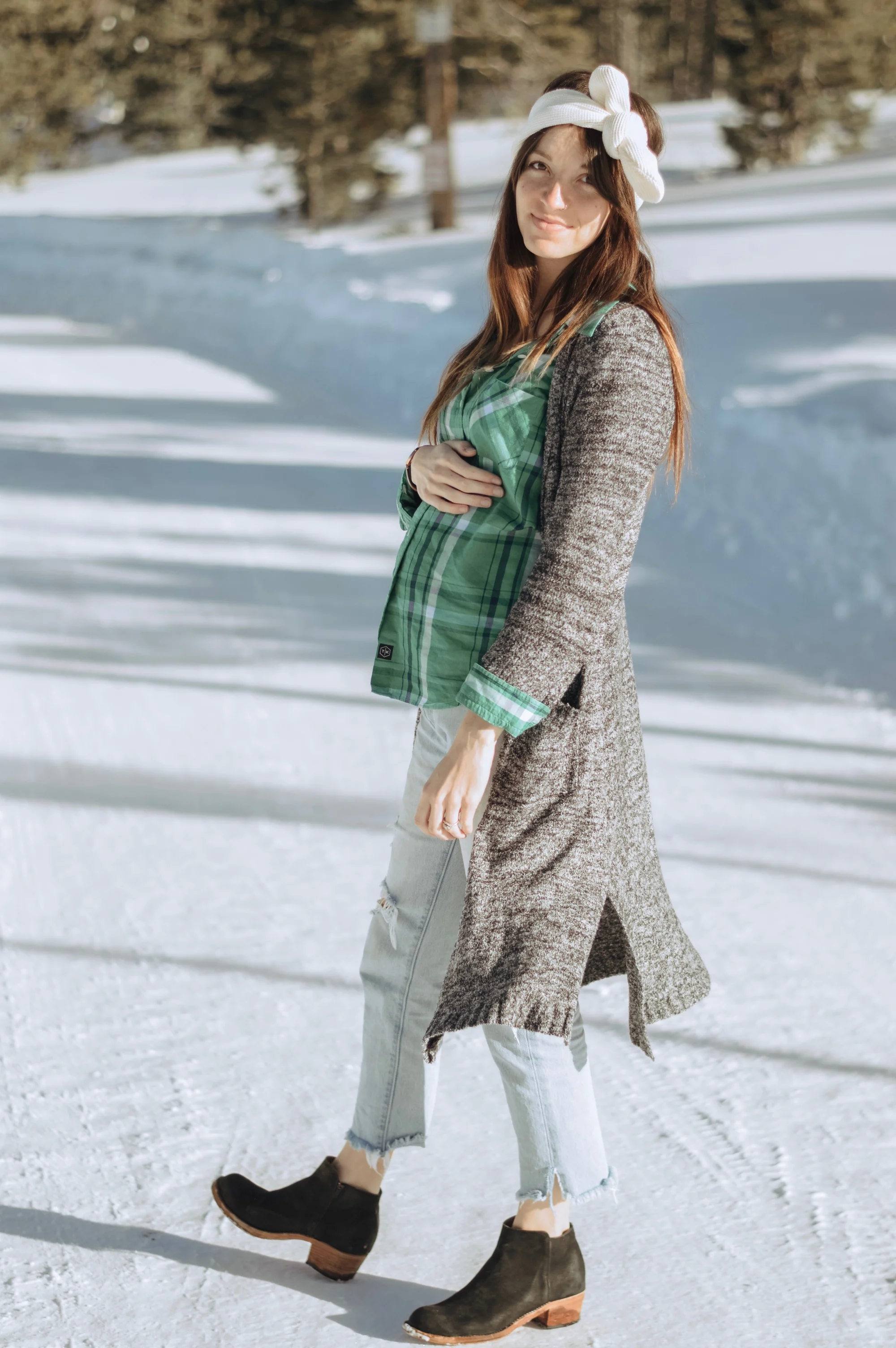 Tips For Wearing Non Maternity Pieces During Pregnancy Simply Liv