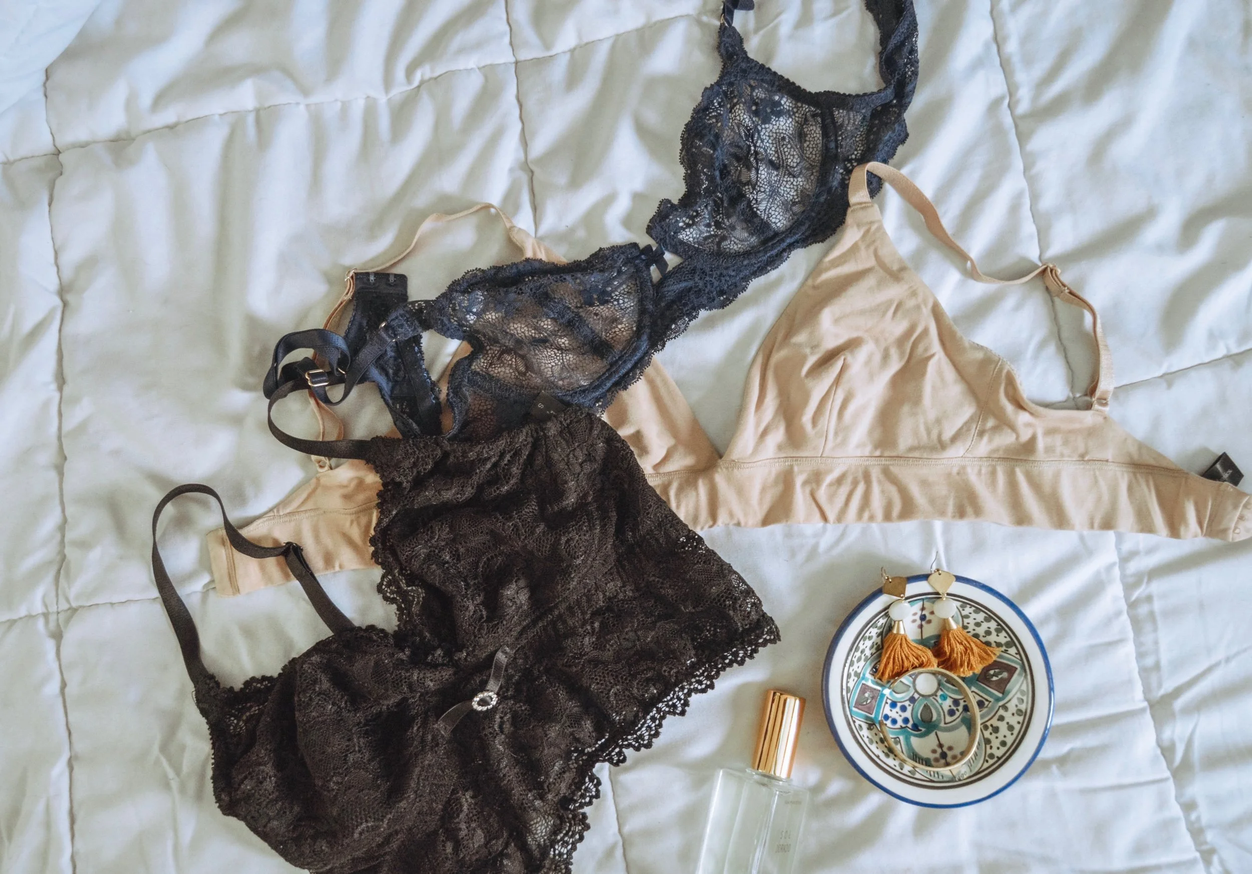 Azura Bay || Making Eco-Friendly Lingerie Accessible