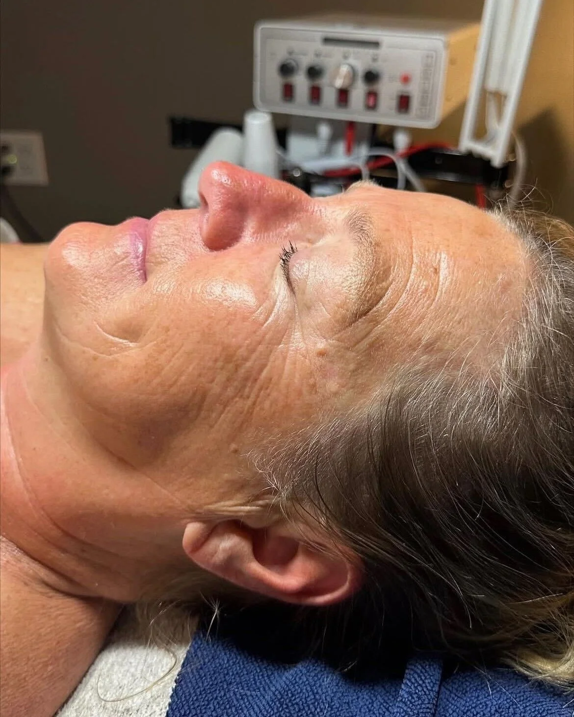 We&rsquo;ve paired two of our favorite services for the ultimate head-to-toe reset 👏

Heavenly Body Treatment + Express Dermaplane Combo

✨ Smooth, radiant skin
✨ Deep hydration
✨ Instant glow, everywhere

This limited-time combo delivers serious re