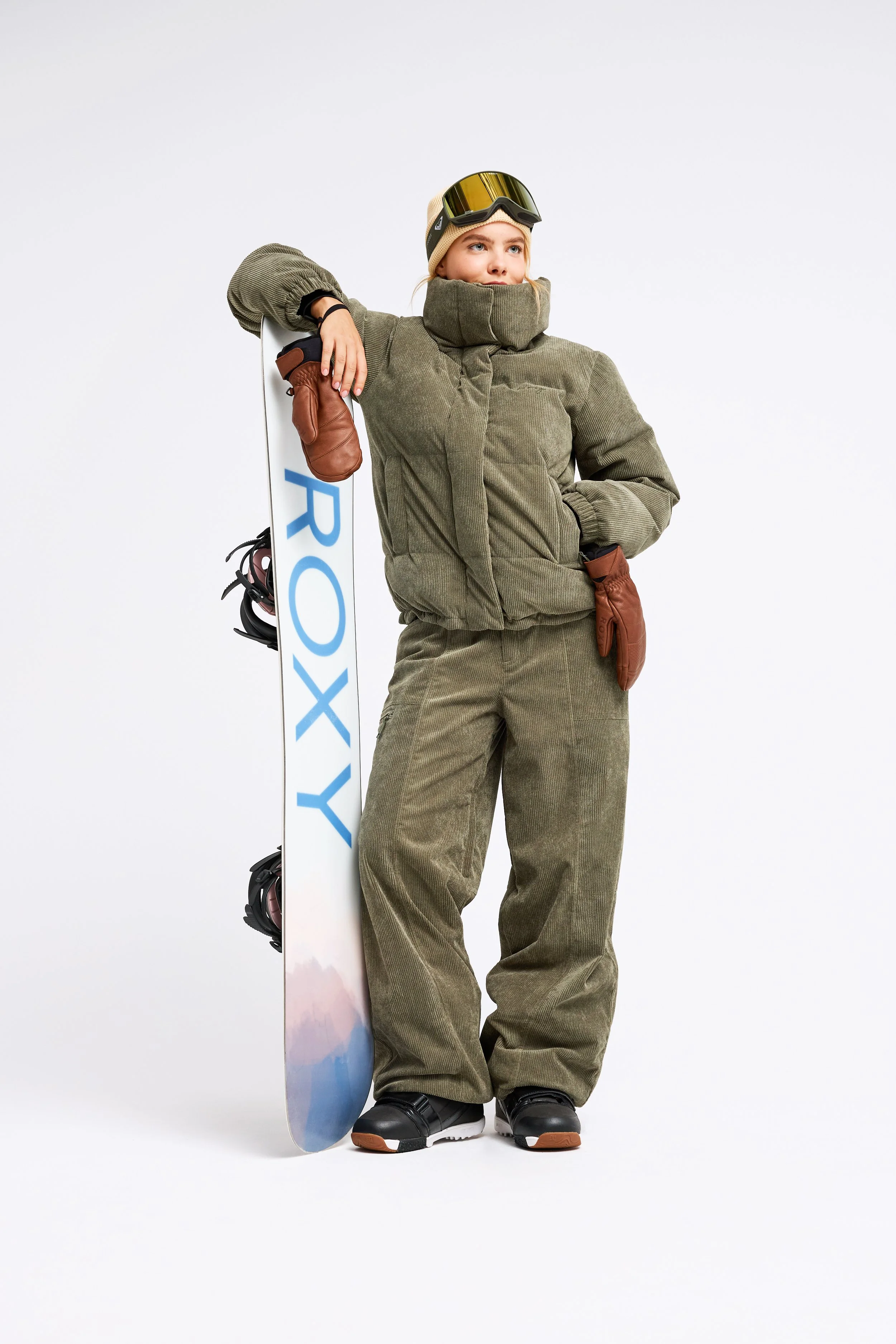 RX_263_SNOW_WORN_ERJTJ03572_GQM0_frt 92.jpg