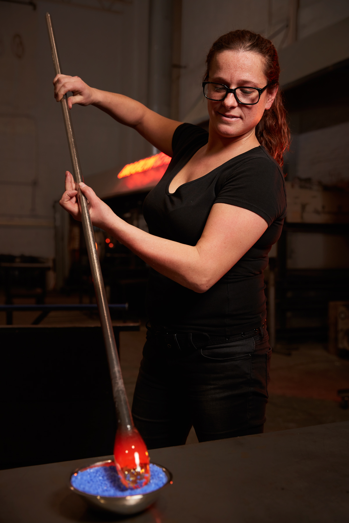  Michelle Knox, Glassblower 