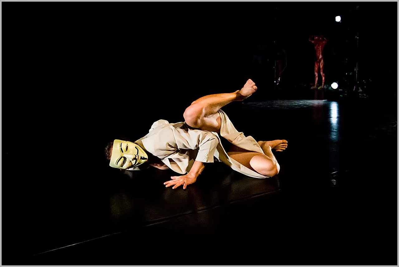 Centerfolds - Footnote NZ Dance Company