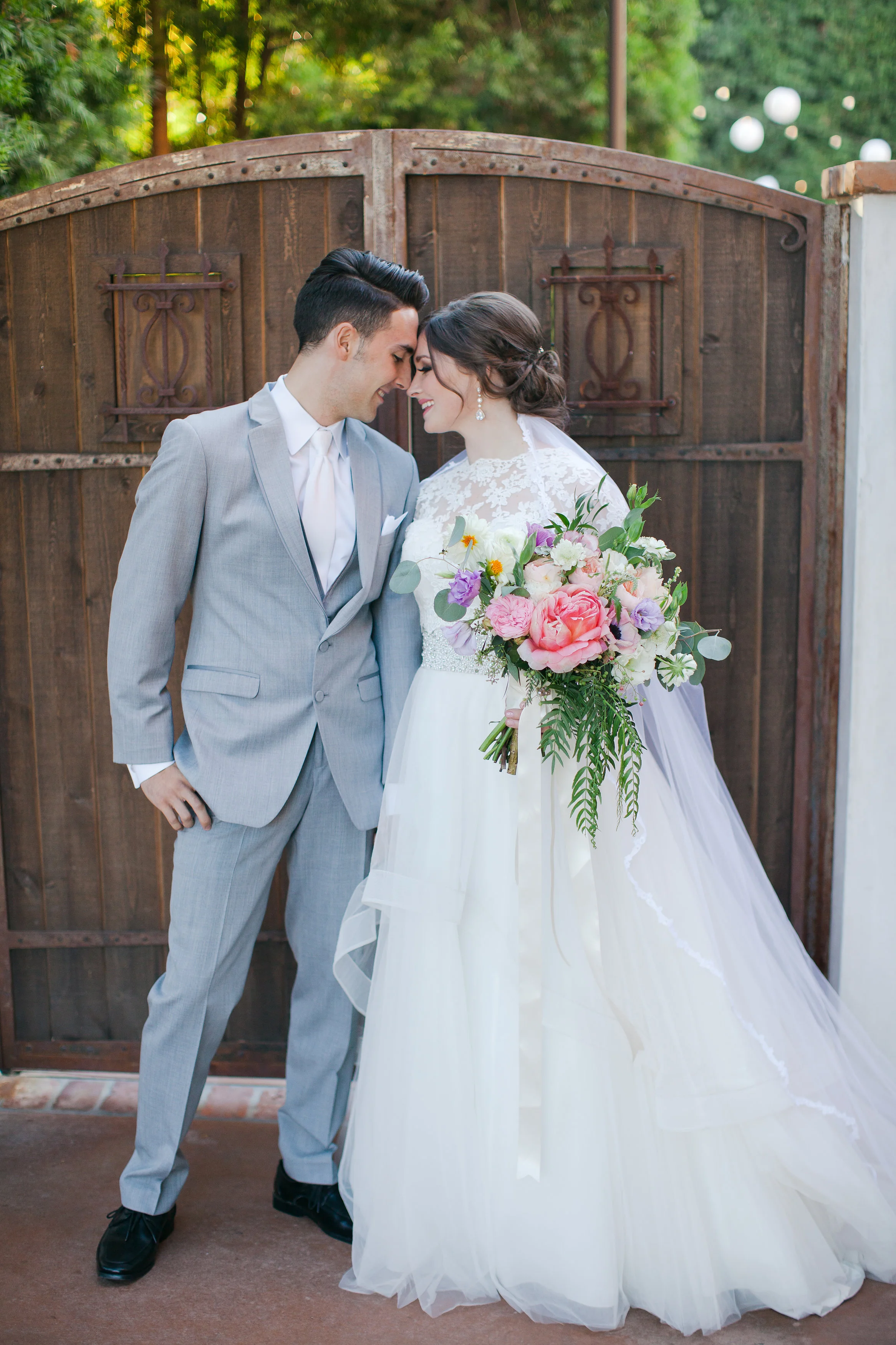 TIFFANYAMBERPHOTOGRAPHY{ADORNSTYLEDWEDDING2015}58.jpg