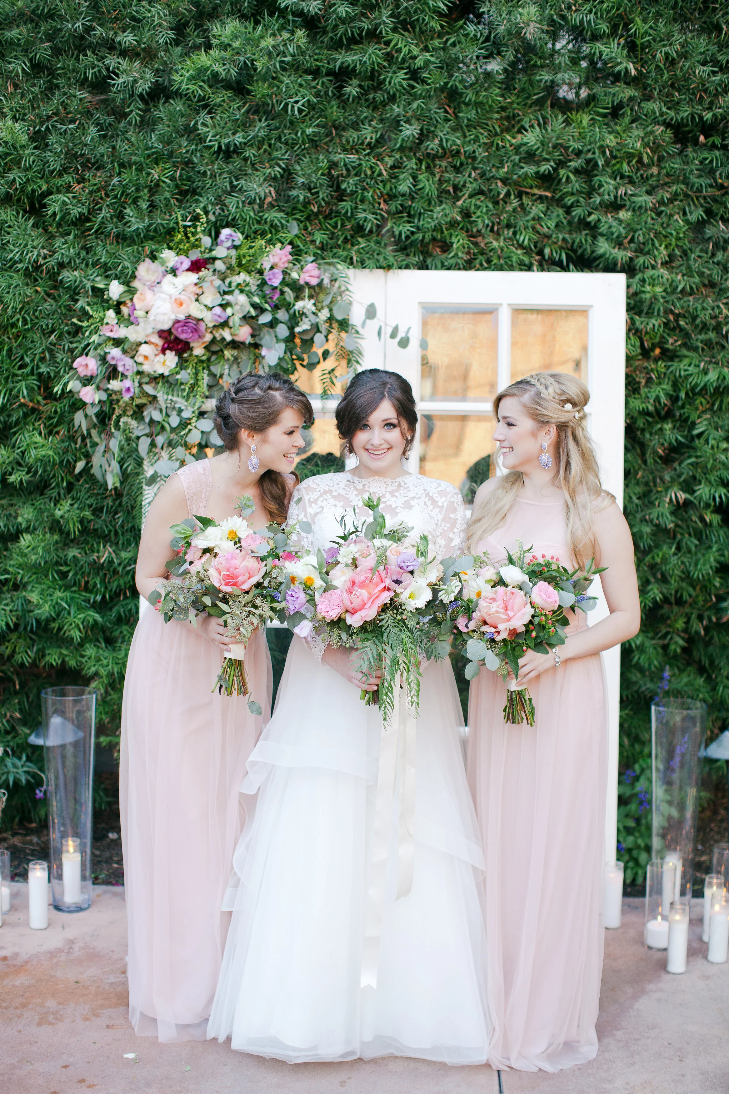 TIFFANYAMBERPHOTOGRAPHY{ADORNSTYLEDWEDDING2015}79.jpg