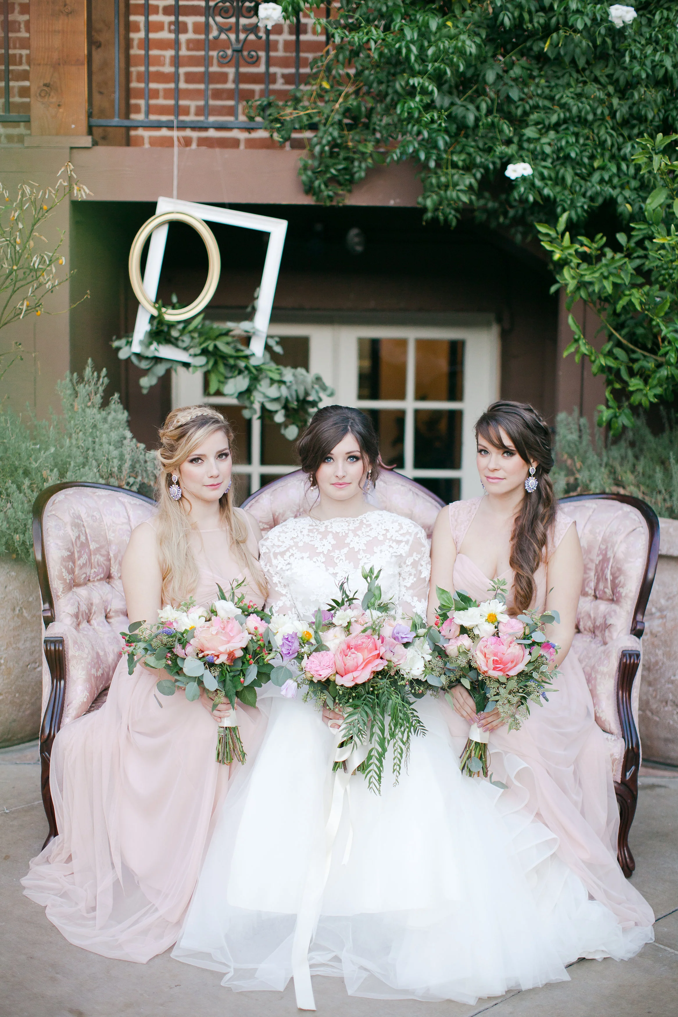 TIFFANYAMBERPHOTOGRAPHY{ADORNSTYLEDWEDDING2015}153.jpg