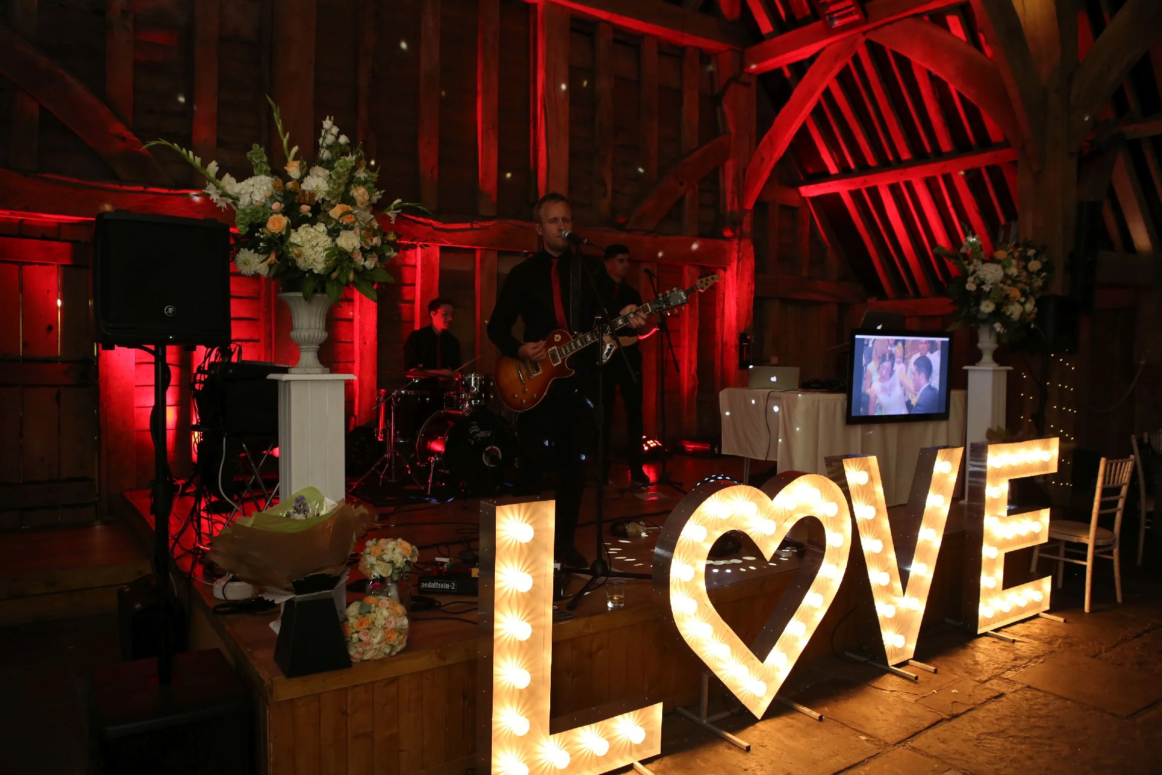 Bluemark Entertainment The Priory Barn Little Wymondley 5D3_1038.jpg
