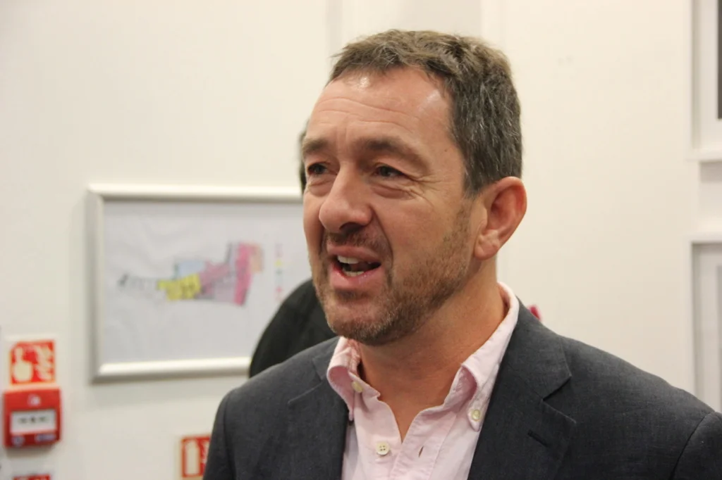 Chris Boardman writes an articulate forward to My Hour