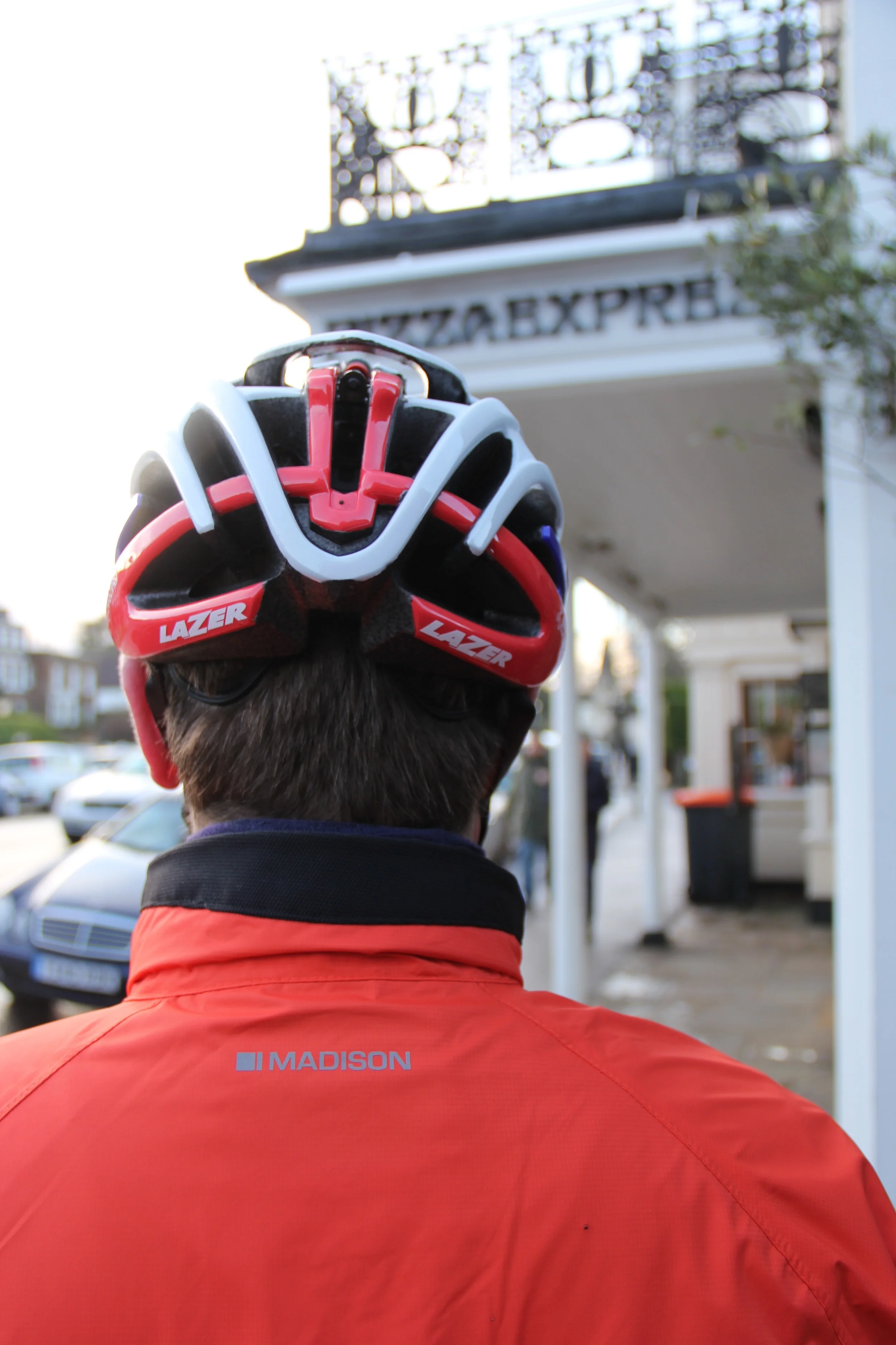 Casque LAZER Blade+ Blanc à 59,99€ Seulement