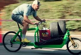 The Bullitt. Extremely cool. A sexy cargo bike.