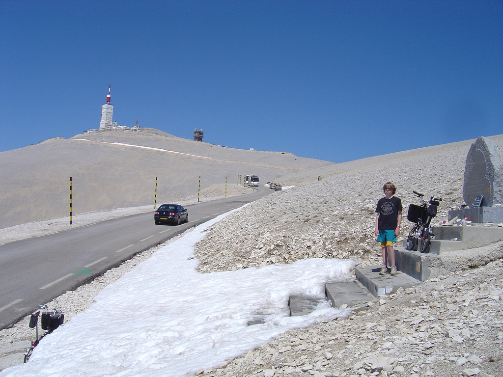 Tom Simpson's memorial 1.5km from the summit