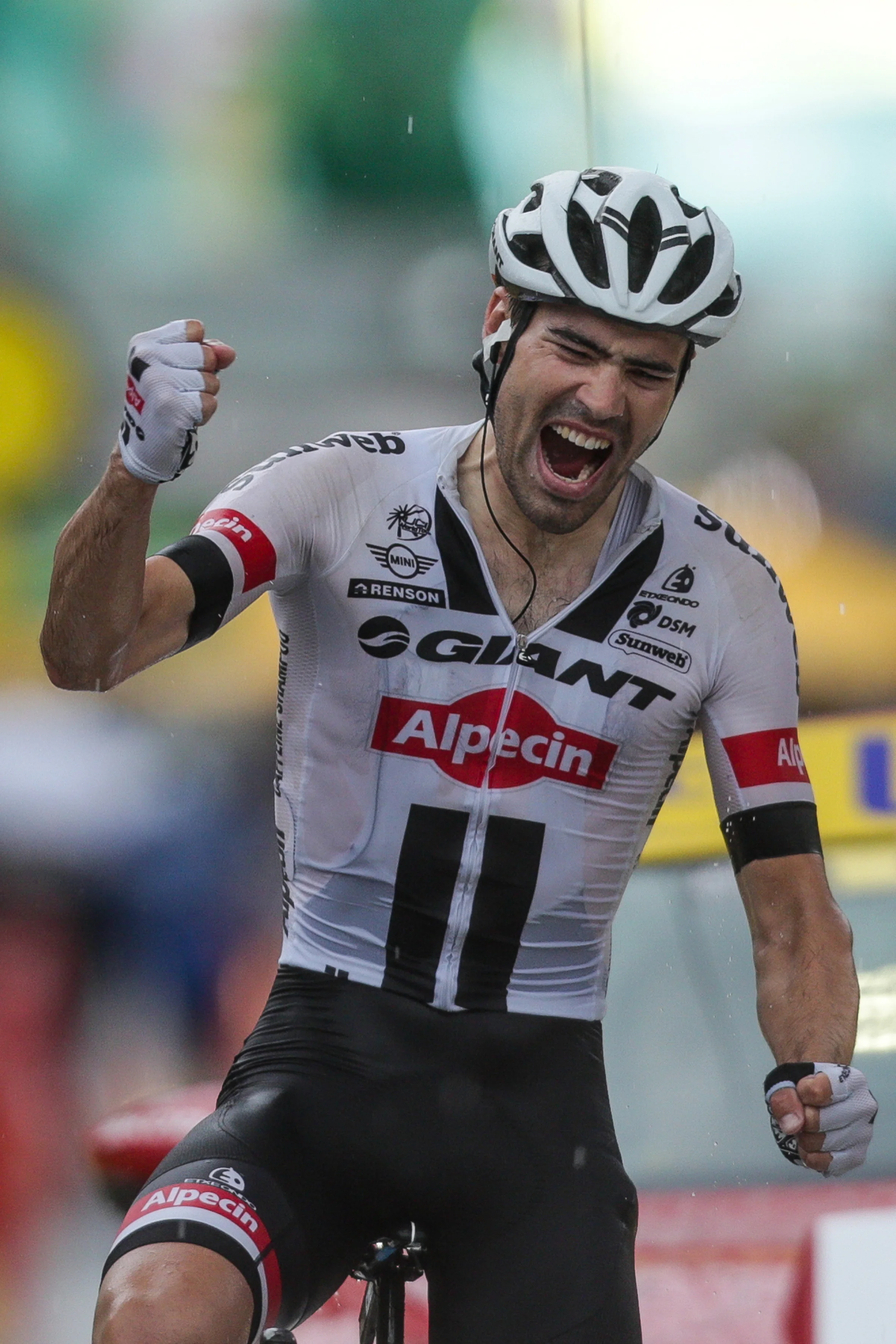 Tom Dumoulin wins his first ever stage in the Tour de France 2016 in Andorra