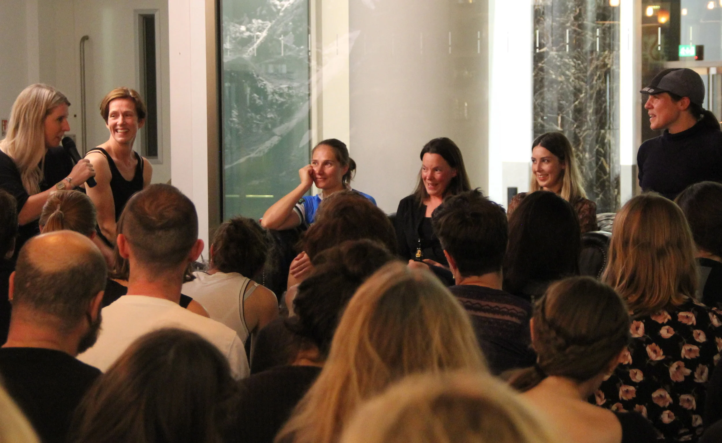 Laura Scott, Jayne Wadsworth, Jasmijn Muller, Shu Pillinger, Rose McGovern and Emily Chappell