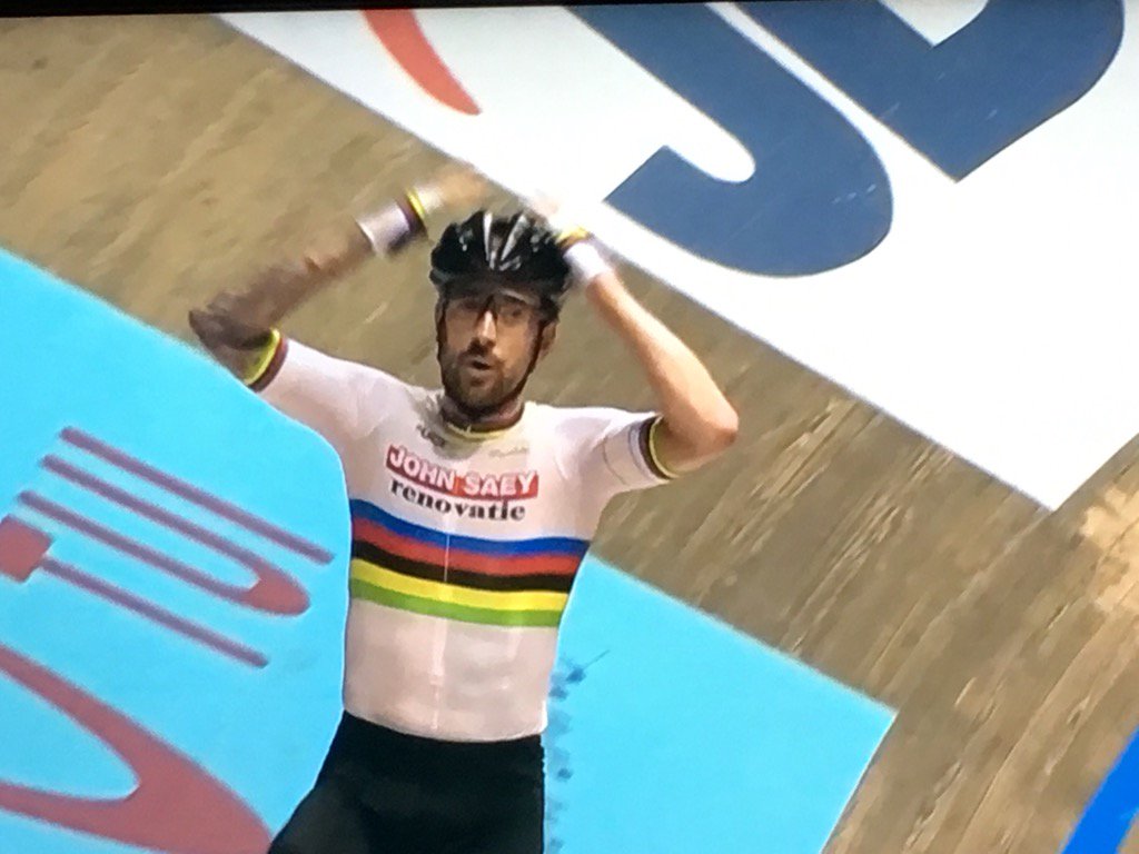 The moment that Wiggins and Cavendish won the Six-Day at Ghent