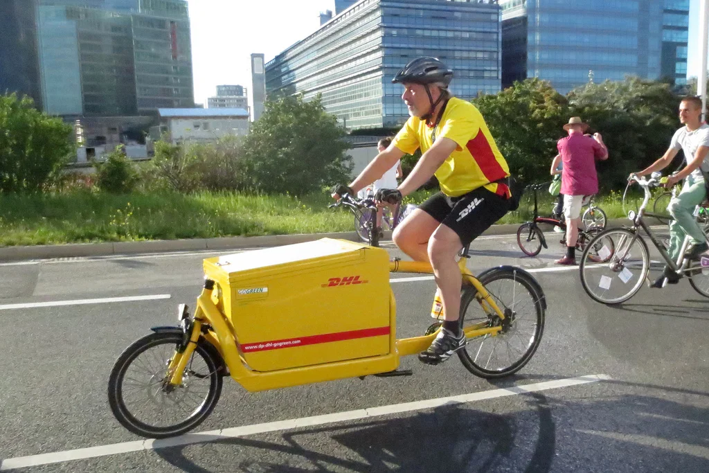 DHL use cargo bikes