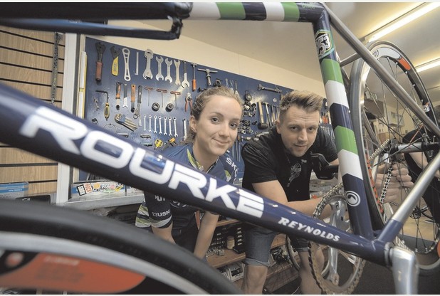 Elinor Barker with her steel track bike
