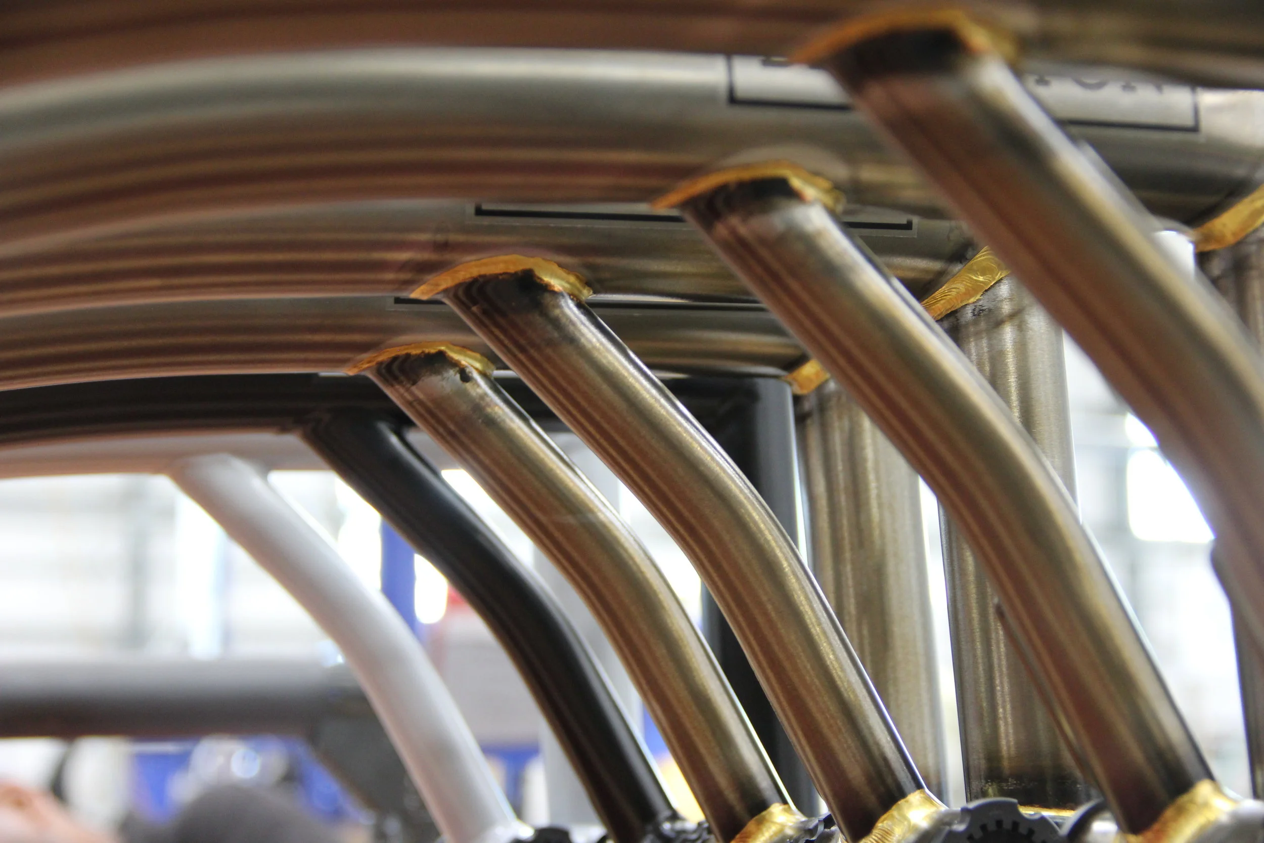 The lacquer finish is a popular design