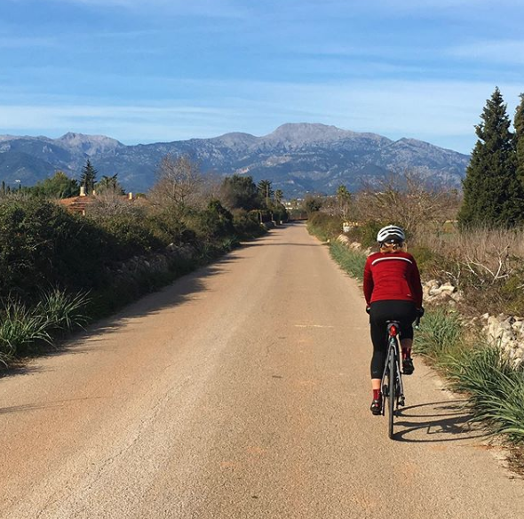 Heading back to Caimari after the vineyard loop