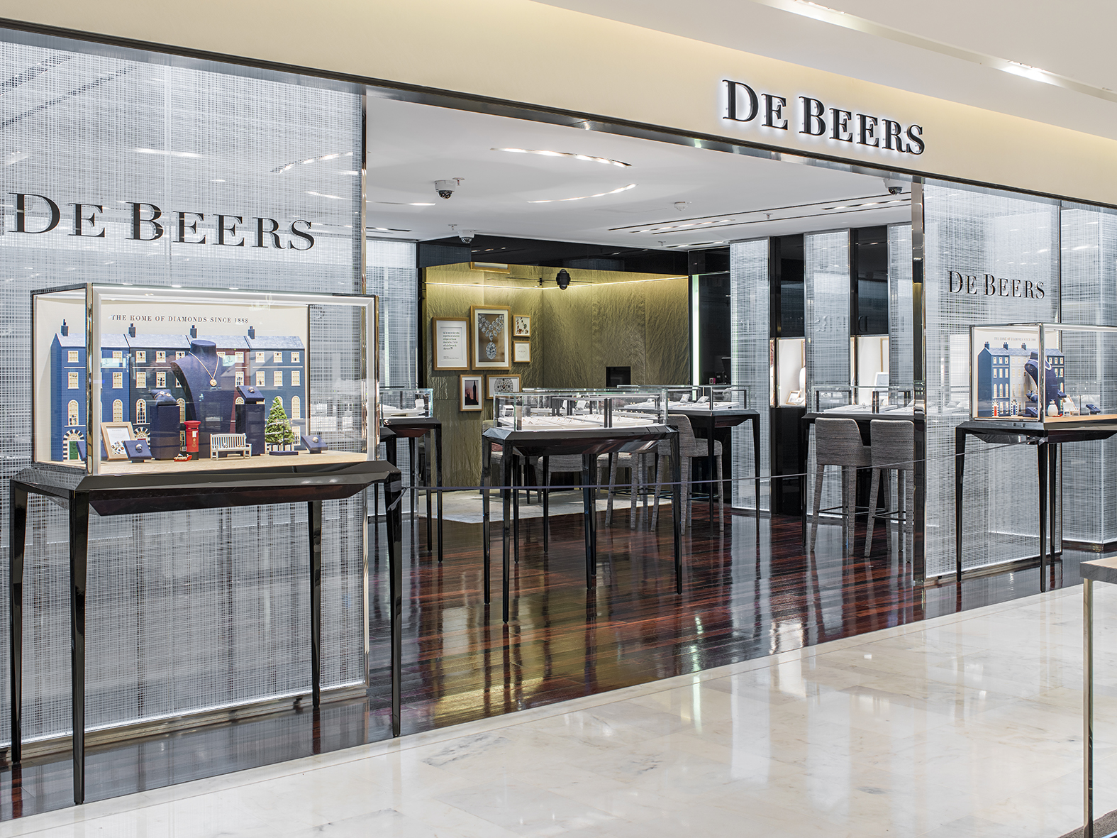 1711-DeBeers-Sync-1-2.jpg