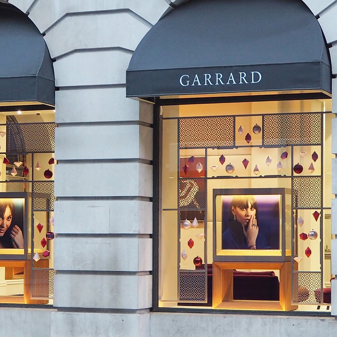 Another shot of our recent festive window project for @houseofgarrard. Design, production &amp; installation @hwvisual