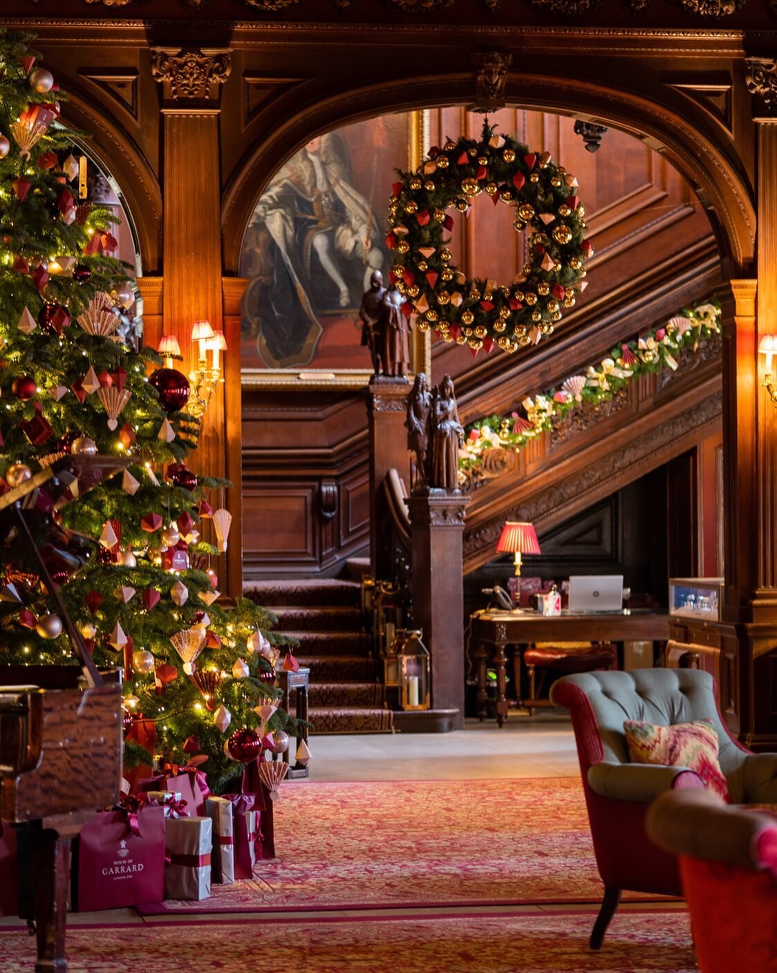 The House of Garrard X Cliveden house Christmas tree.
design, production &amp; installation @hwvisual