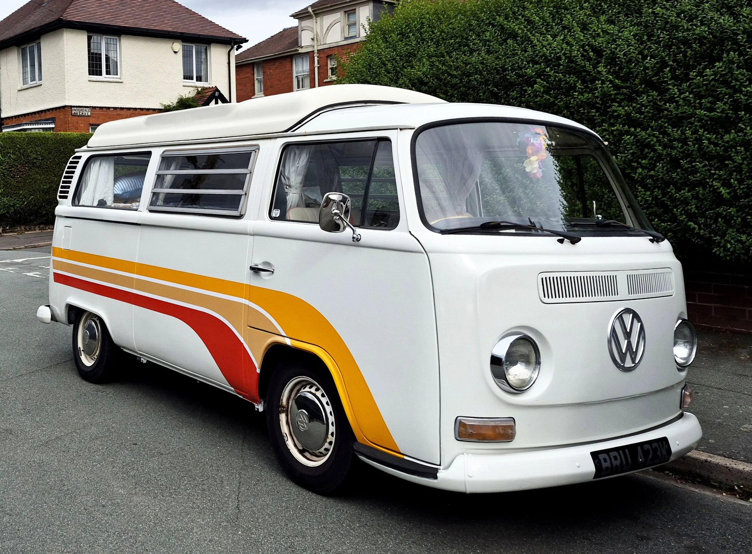 retro campervan graphic