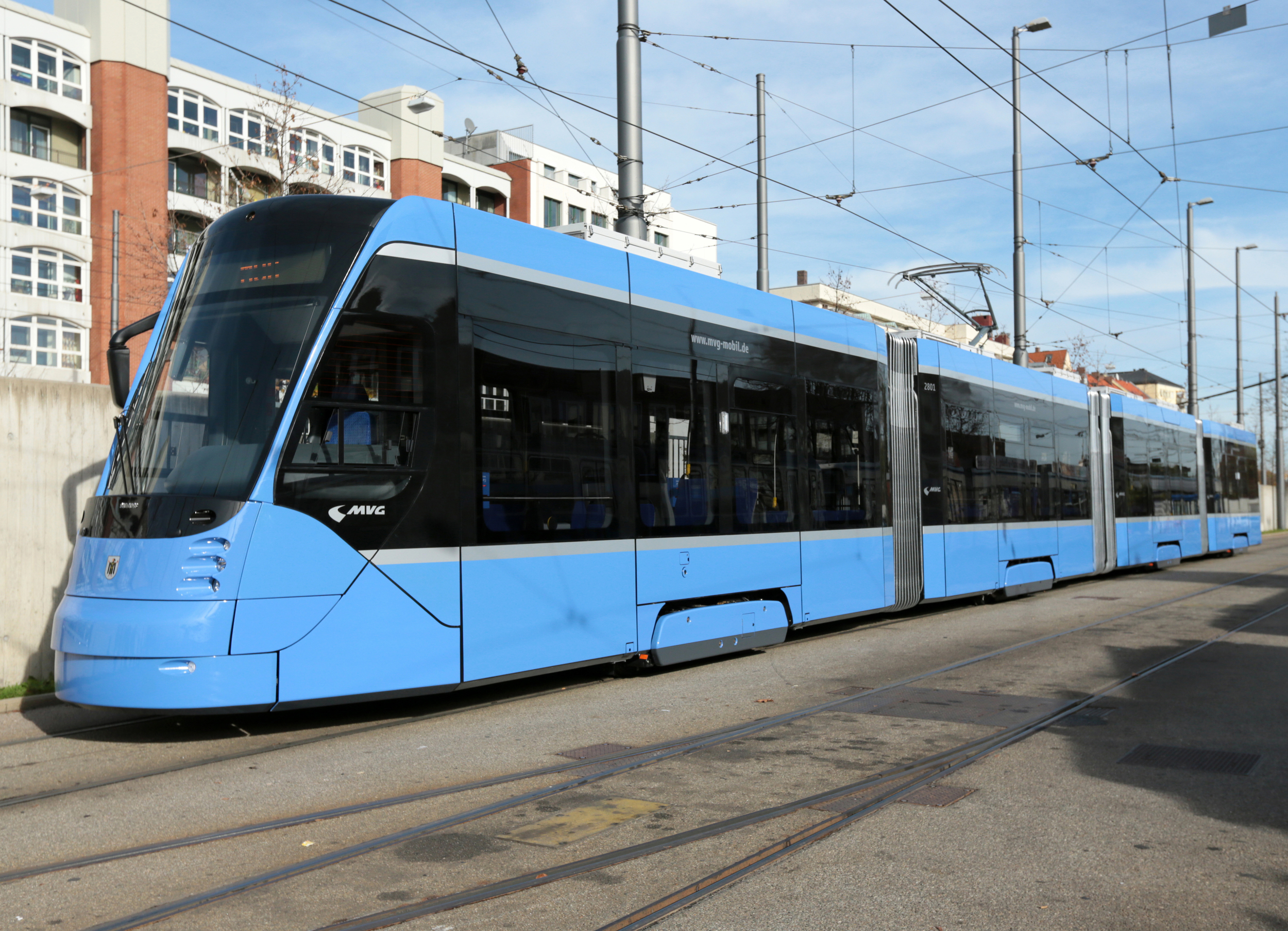 Dosud je v metropoli Bavorska provozováno 8 tramvají Siemens Avenio. (foto: Siemens)
