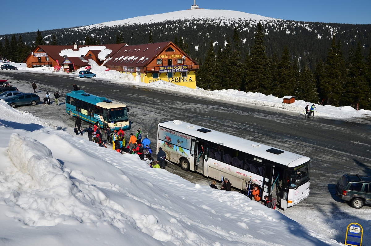 Skibusy do Jeseníků a Beskyd provozované Arrivou Morava zahájí provoz 26. 12. 2015. (foto: ARRIVA MORAVA)