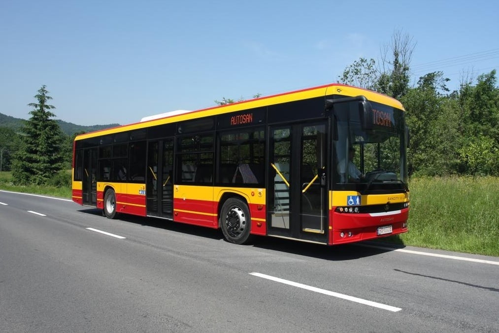 SANCITY 12 M. Autobusy se v Autosanu i přes vyhlášený úpadek nadále montují. Jaká bude budoucnost produkce je ale nejasné. (zdroj: Autosan.pl)