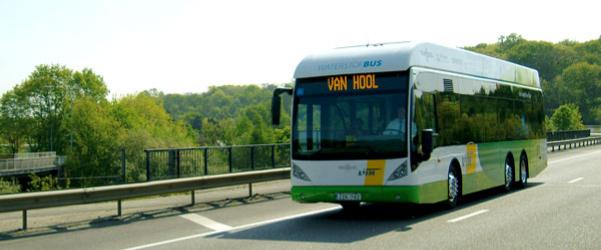 Vodíkový autobus VanHool A330FC. (foto: VanHool)