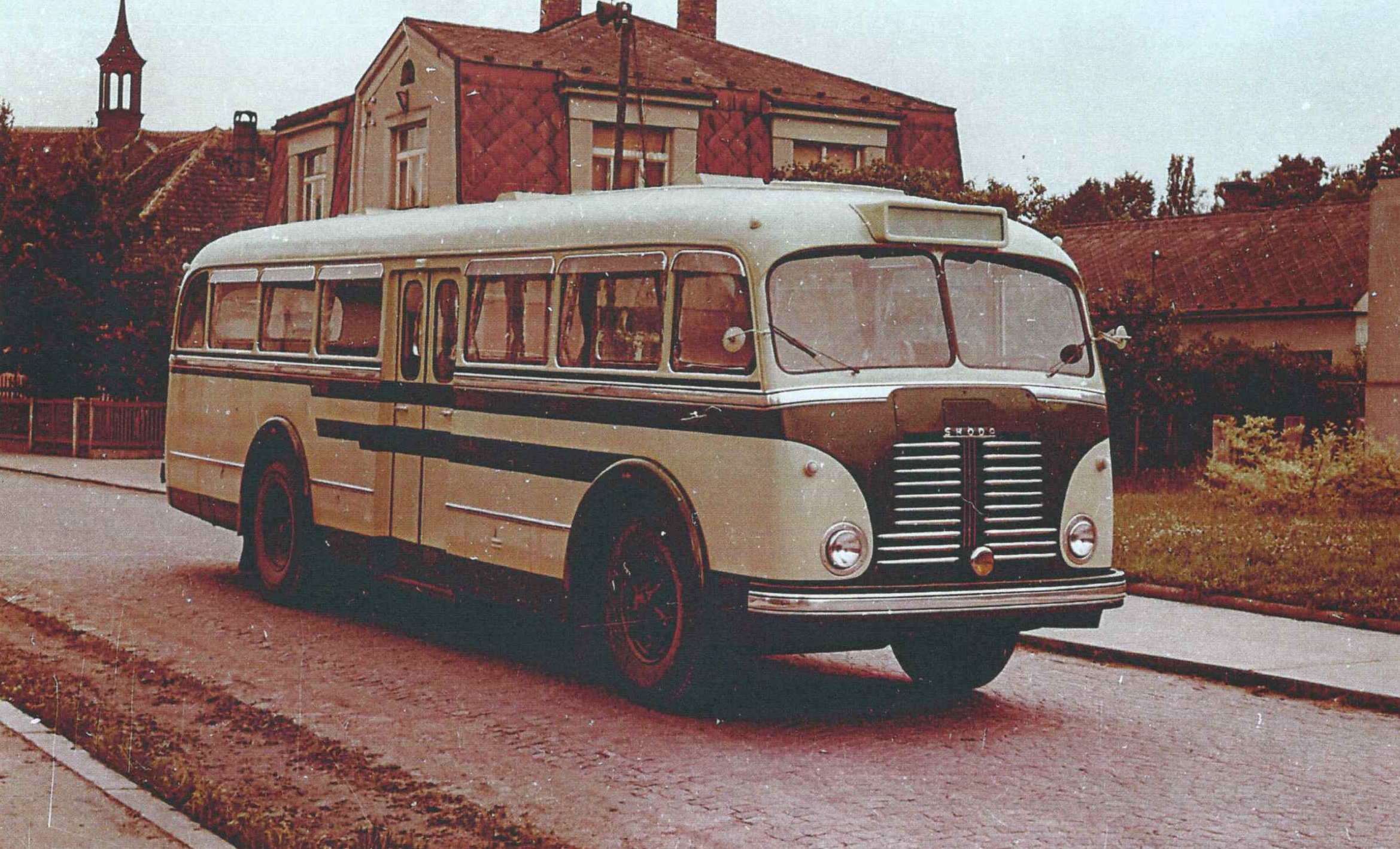 Jiné barevné řešení egyptského vozu Škoda 706 RO pro Egypt. (sbírka: archiv Iveco Czech Republic)