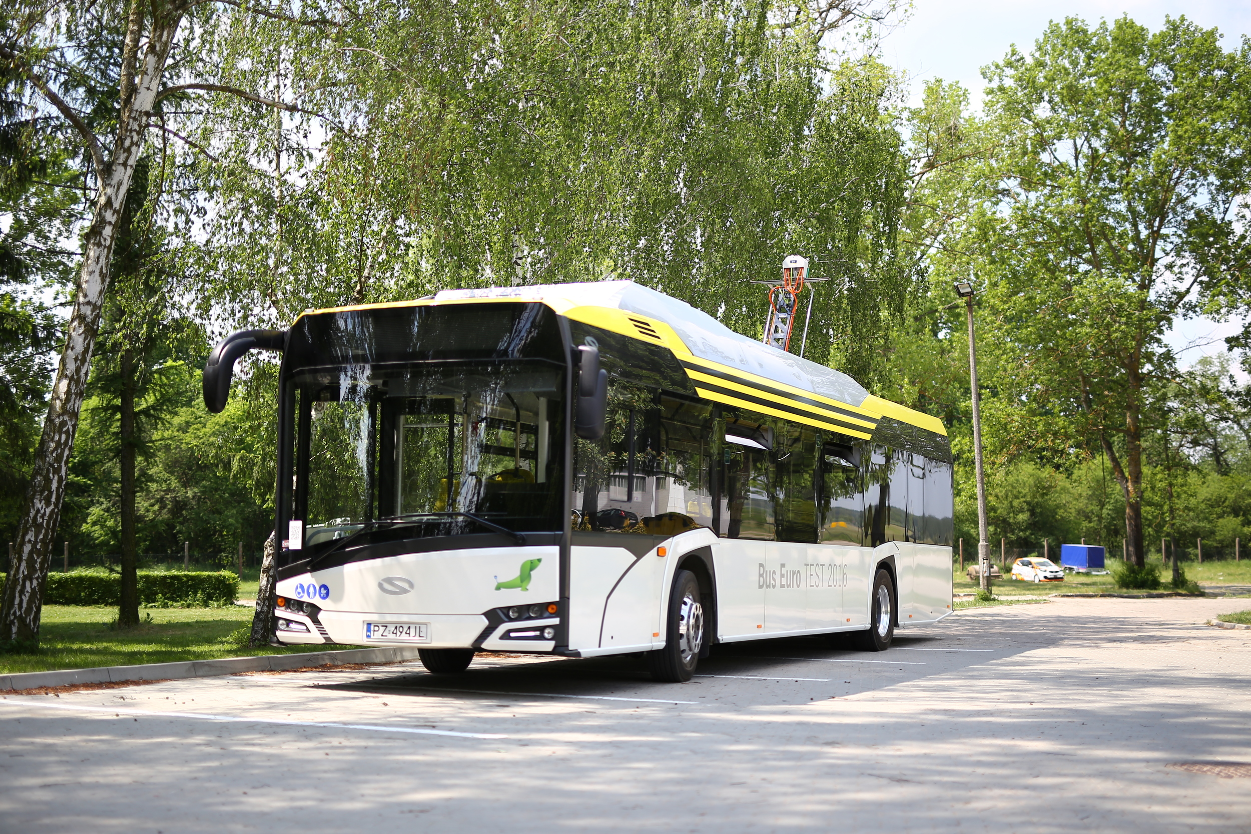Testovací elektrobus se bude ucházet o titul Bus of the Year 2017. (foto: Solaris Bus & Coach)