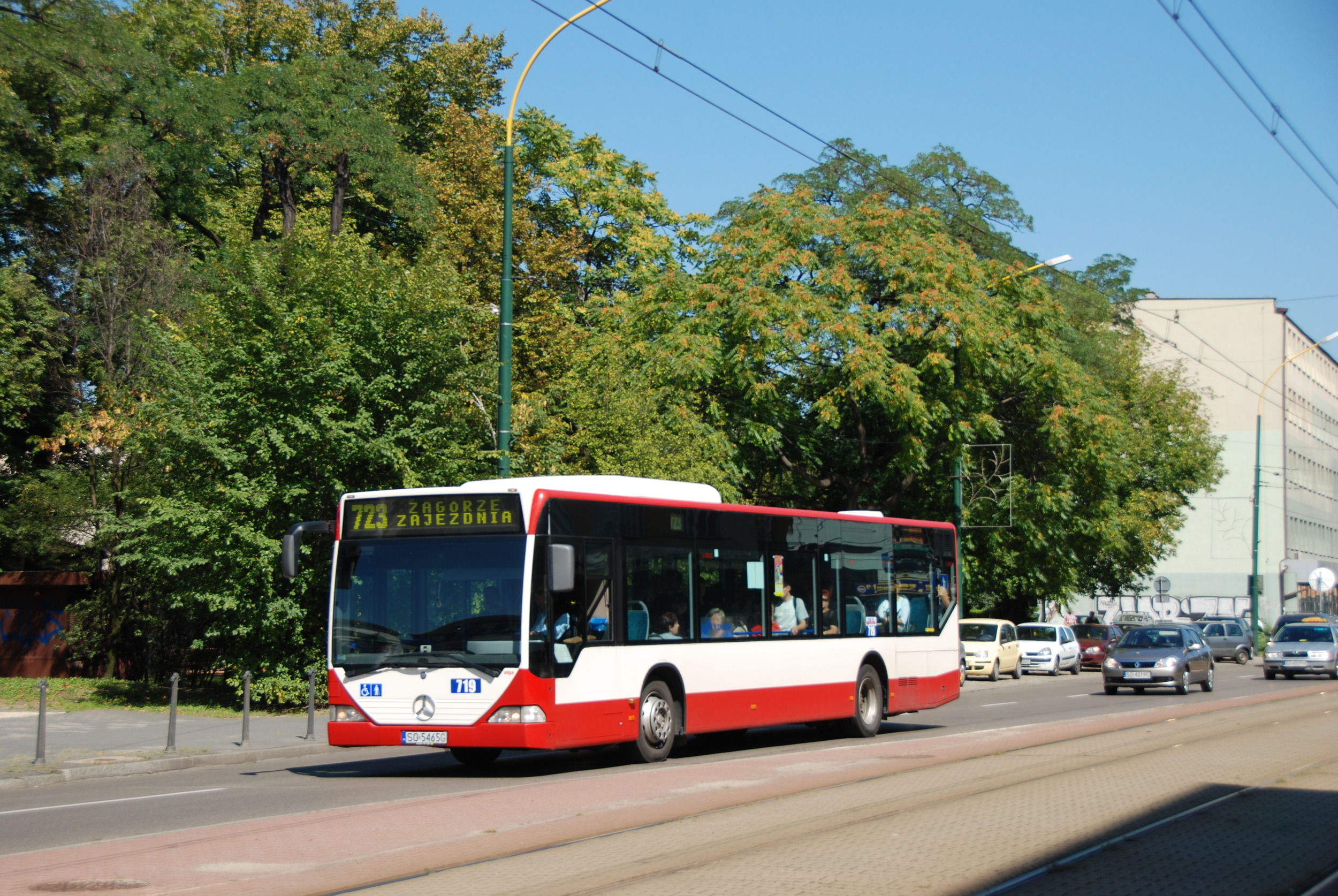 Jednou z úspěšných firem v tendru pro Sosnowiec je i EvoBus, který už v minulosti autobusy do Sosnowce dodával. Nyní by měl dodat do města i deset vozů Conecto G. (foto: Libor Hinčica)