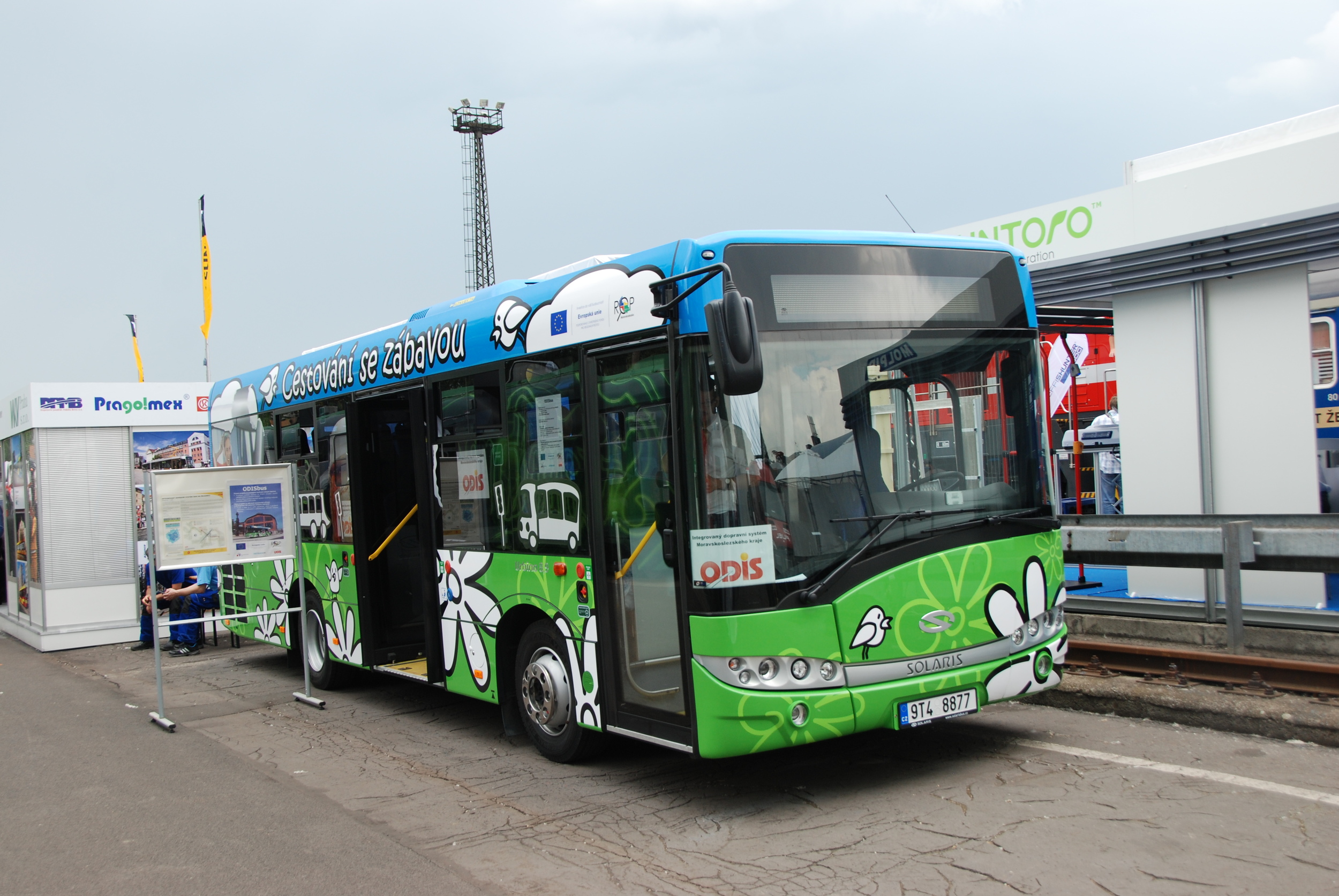 ODISbus v podobě autobusu Solaris Urbino 8,9 LE. (foto: Libor Hinčica)