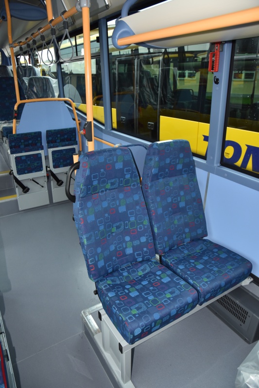 Sedadle v interiéru autobusu Crossway pro TQM. (foto: Miroslav Halász)