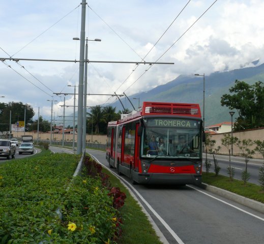 Trolejbusové BRT systémy jsou ve světě unikátem, v Méridě však už možná budou vyhrazené pruhy sloužit jen autobusům. (foto: TROMERCA)