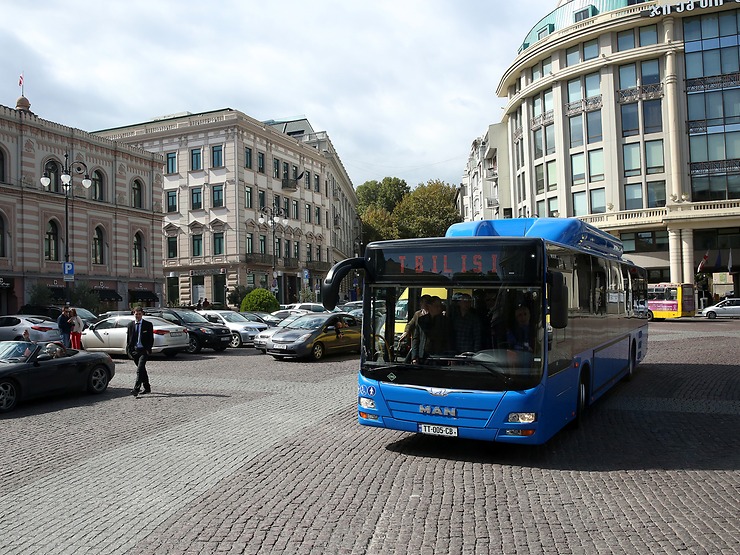 Prvních 10 vozů bylo předáno do provozu koncem září 2016. (foto: MAN Truck & Bus)