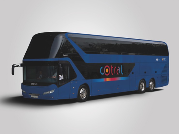 Zájezdový NEOPLAN Skyliner bude sloužit jako meziměstský autobus. (foto: MAN Truck & Bus)