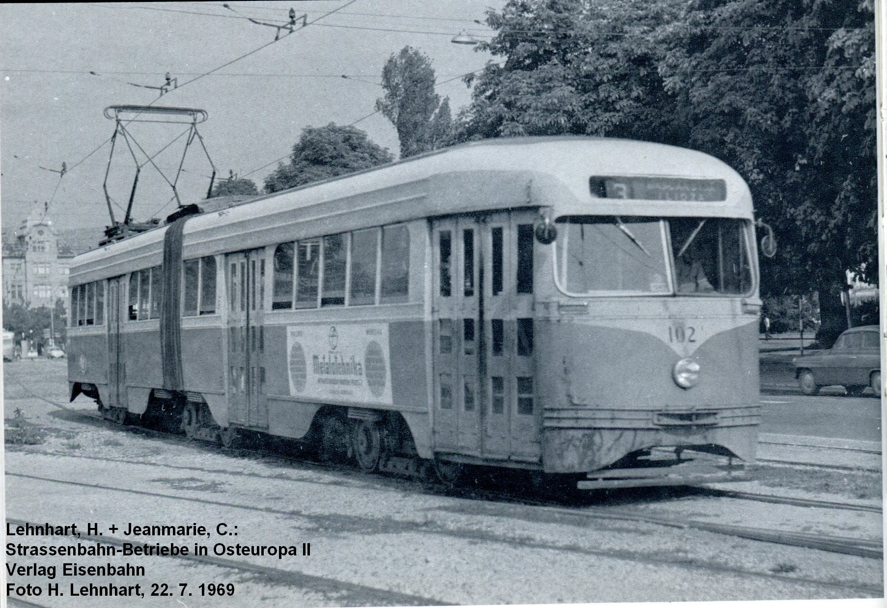 Článkové tramvaje PCC byly provozovány pouze v Sarajevu. Fotografie byla použita z publikace Strassenbahn-Betriebe in Osteuropa II. (foto: H. Lehnhart)