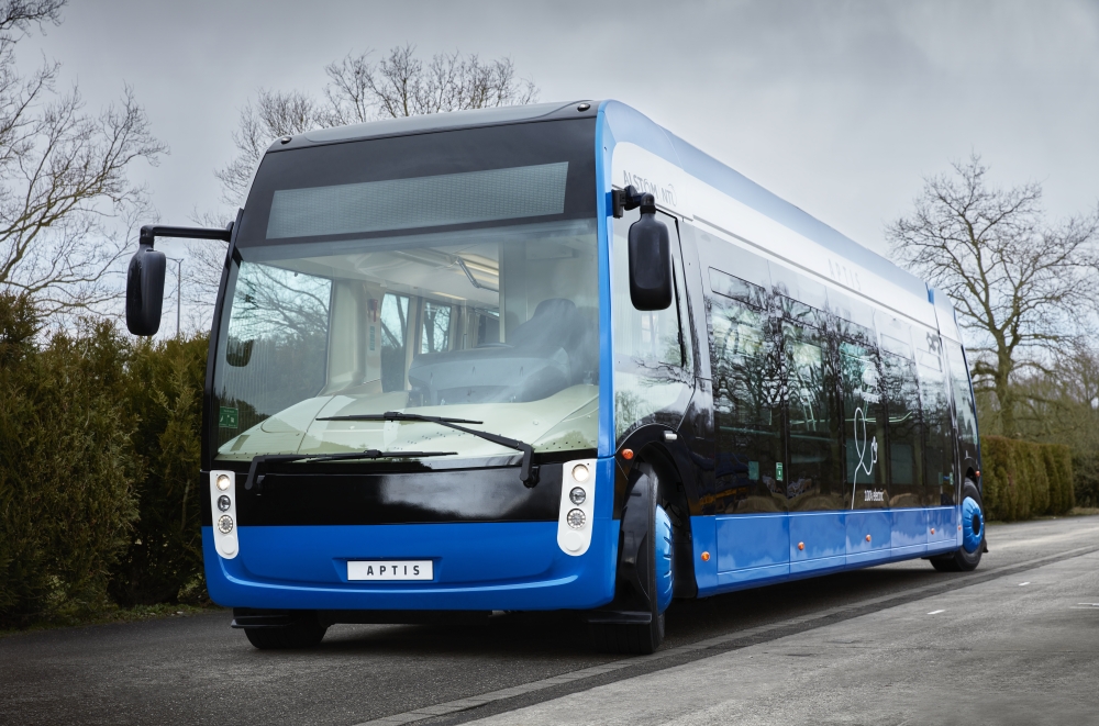 Netradičně řešený 12m elektrobus Aptis od firem Alstom a NTL. (zdroj: Alstom)