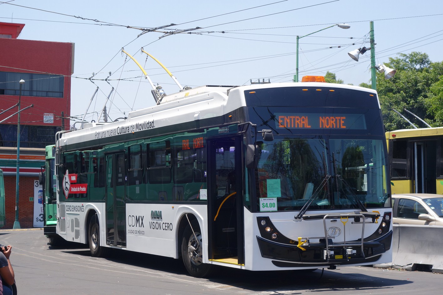 Trolejbus pro Mexico City byl vyroben ve spolupráci firem DINA a Škoda Electric. (zdroj: Škoda Electric)