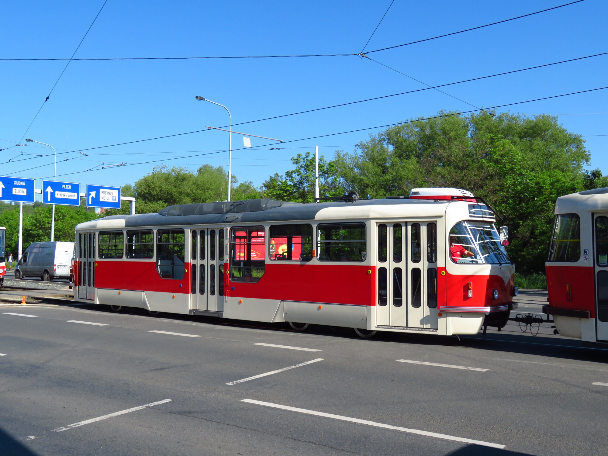 Pohled na vůz T3R.PLF budoucího ev. č. 8284. (foto: ČS Dopravák)