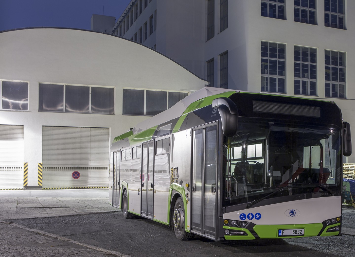 Elektrobusy Škoda Perun 26BB HE dodala Škoda Electric také do slezského Třince. (foto: Škoda Electric)