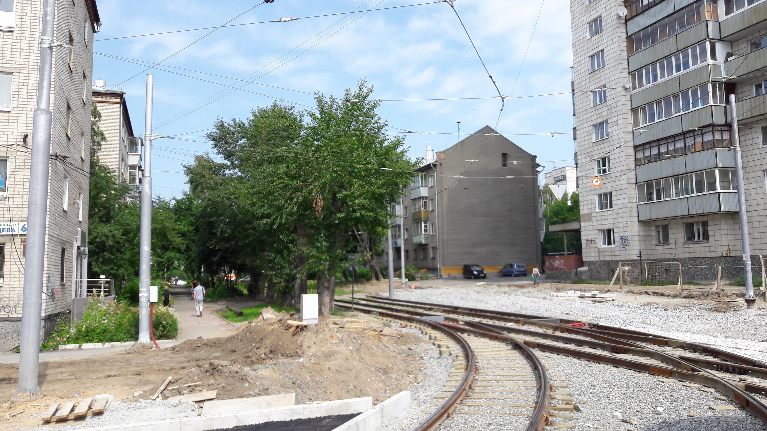Jedna z rekonstruovaných tratí na západě města letos v létě. 