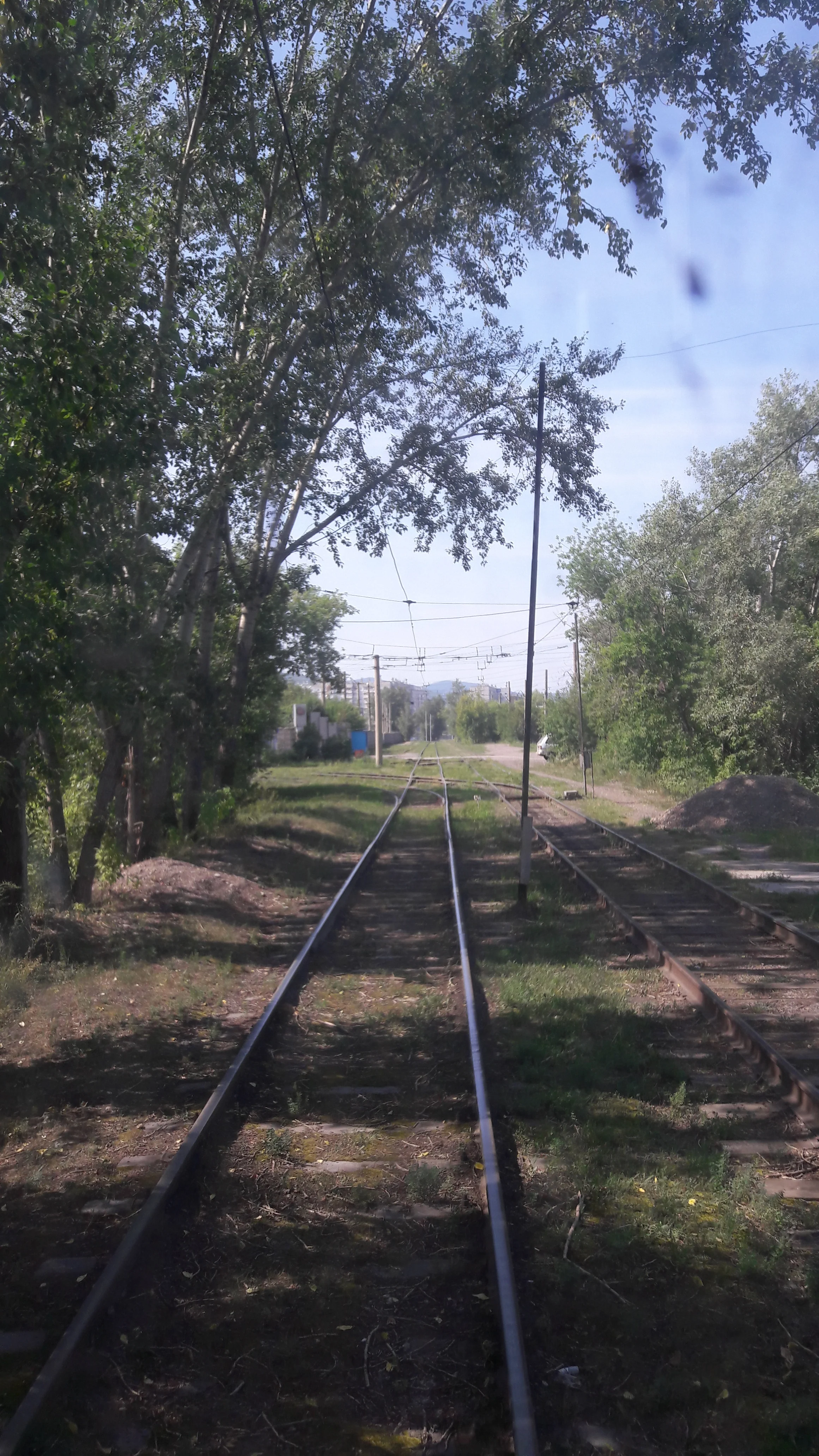 Ve směru od vozovny ke konečné pos. Energetikov.