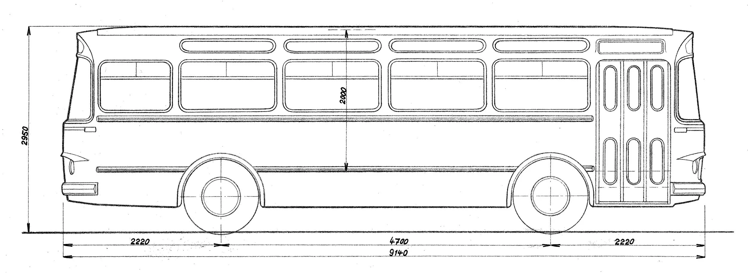 Autobus v provedení ŠL/ŠD 9, resp. podle výkresu L/D 9. (zdroj: archiv Iveco Czech Republic)