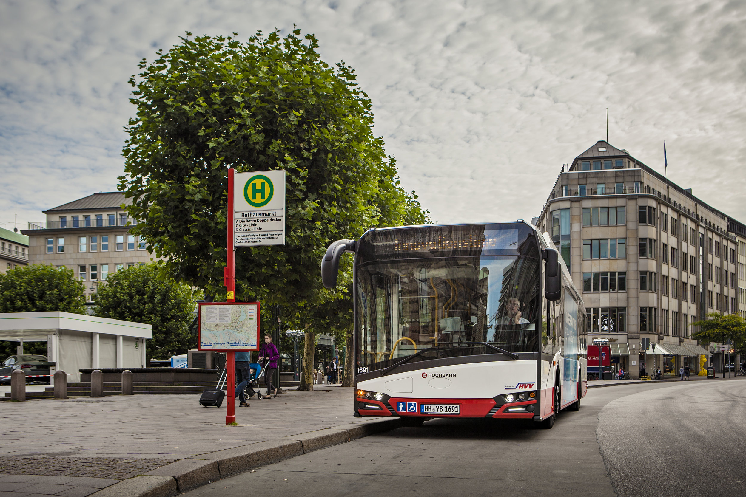 Elektrobus Solaris New Urbino 12 electric v Hamburku. (foto: Solaris Bus & Coach)