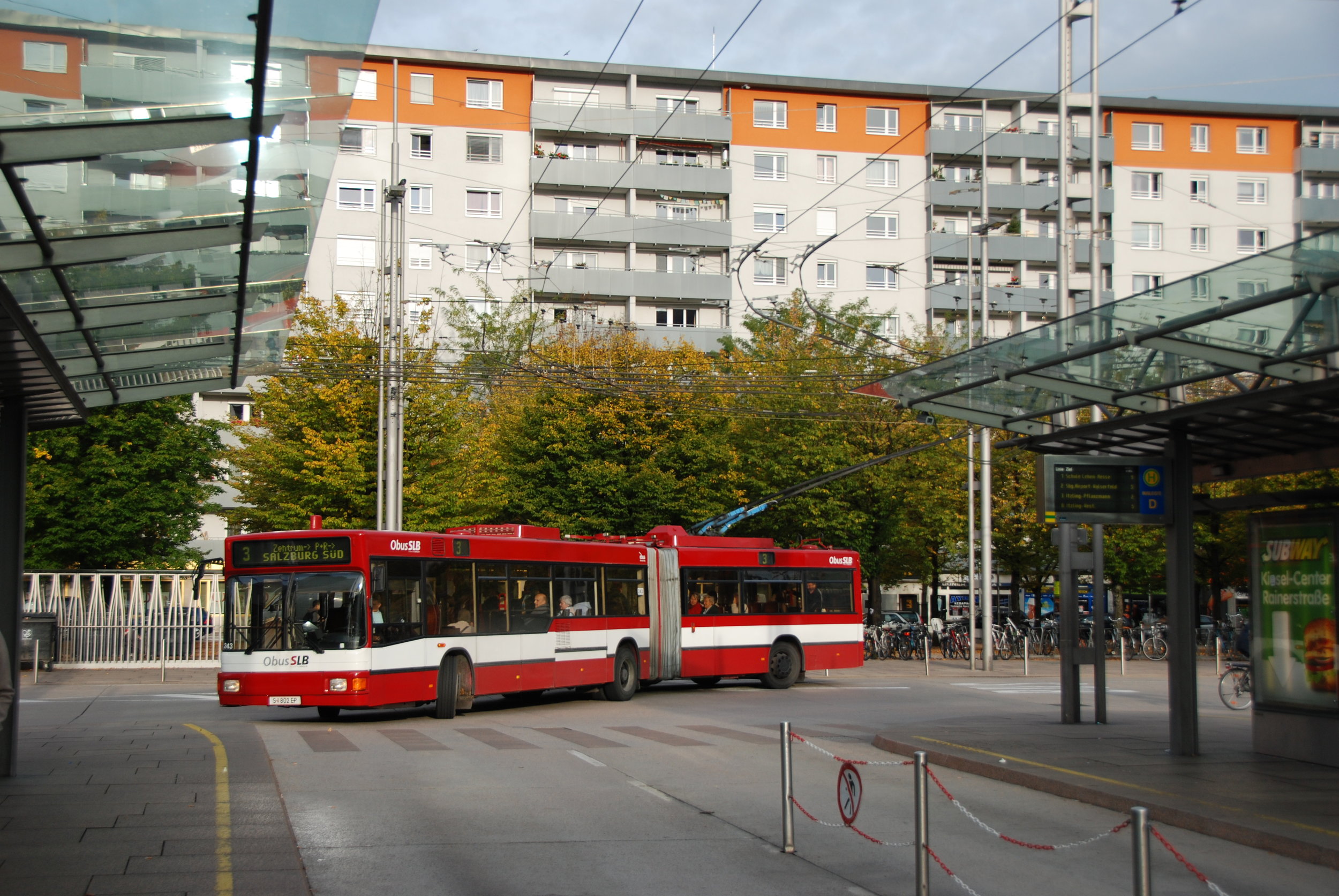 Salzburg vsází v elektromobilitě dál na trolejbusy. (foto: Libor Hinčica)