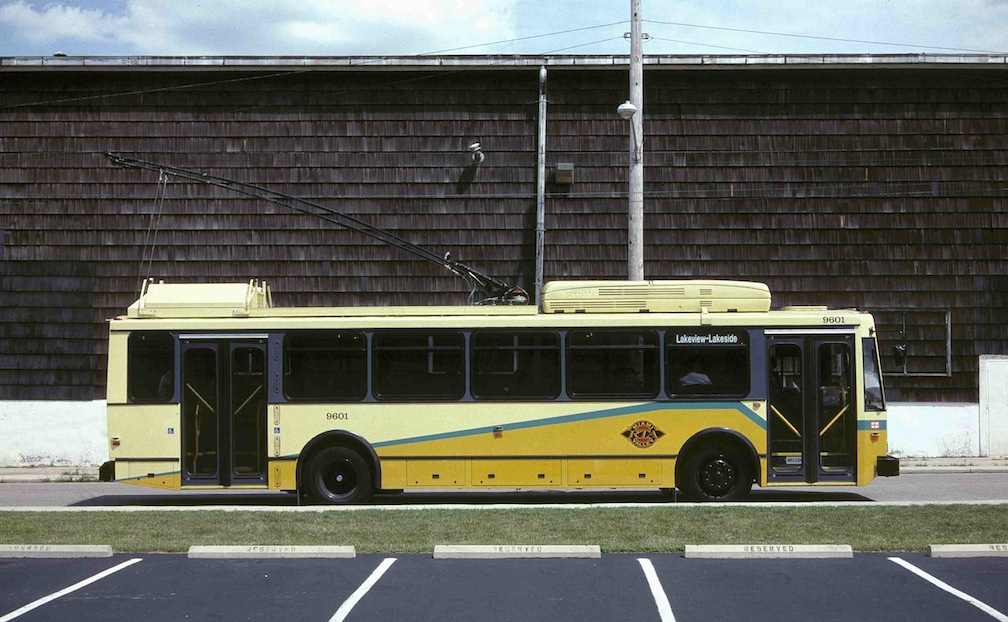 Trolejbus Škoda 14 TrE na propagačním snímku výrobce. (zdroj: Wikipedia.org)