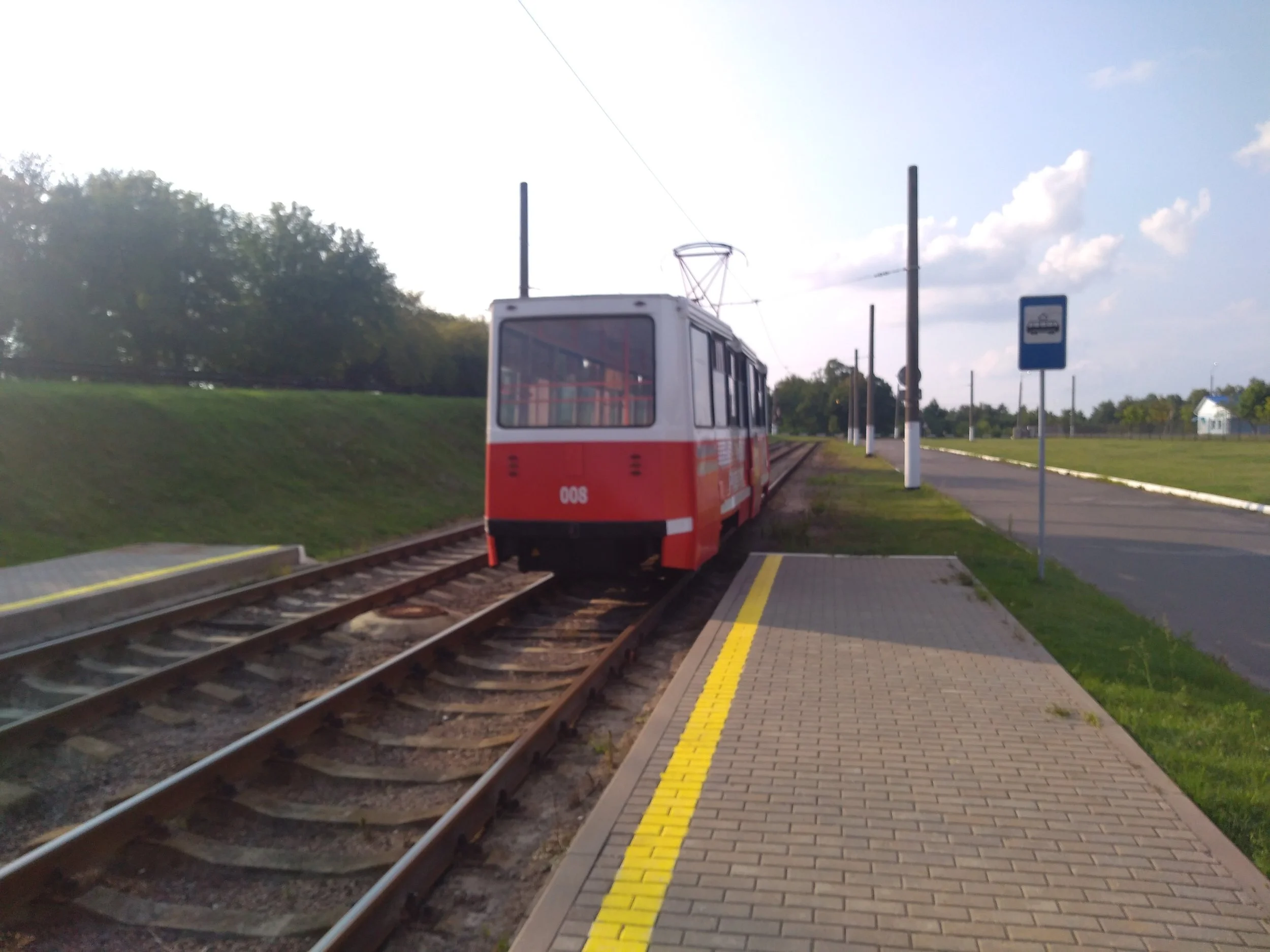 U vozovny. 20. zastávka v pořadí, ovšem ne moc používaná.